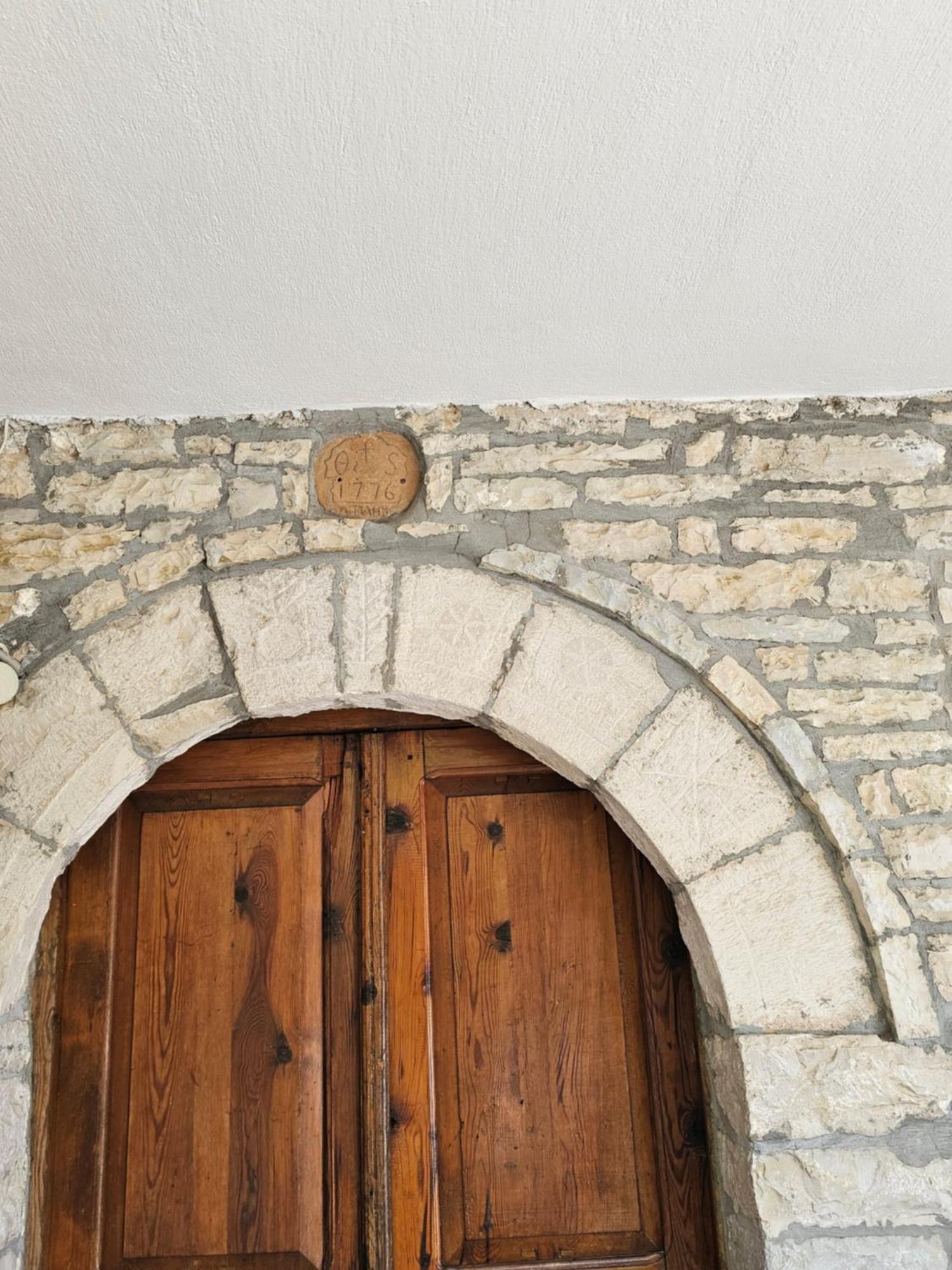 Traditional House Shapllo Gjirokastra Zewnętrze zdjęcie